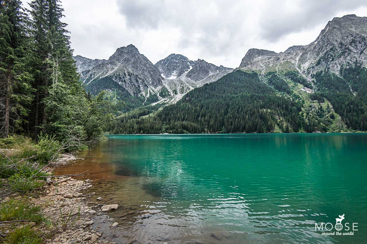 Antholzer See Südtirol Wanderung Familie Seerundweg