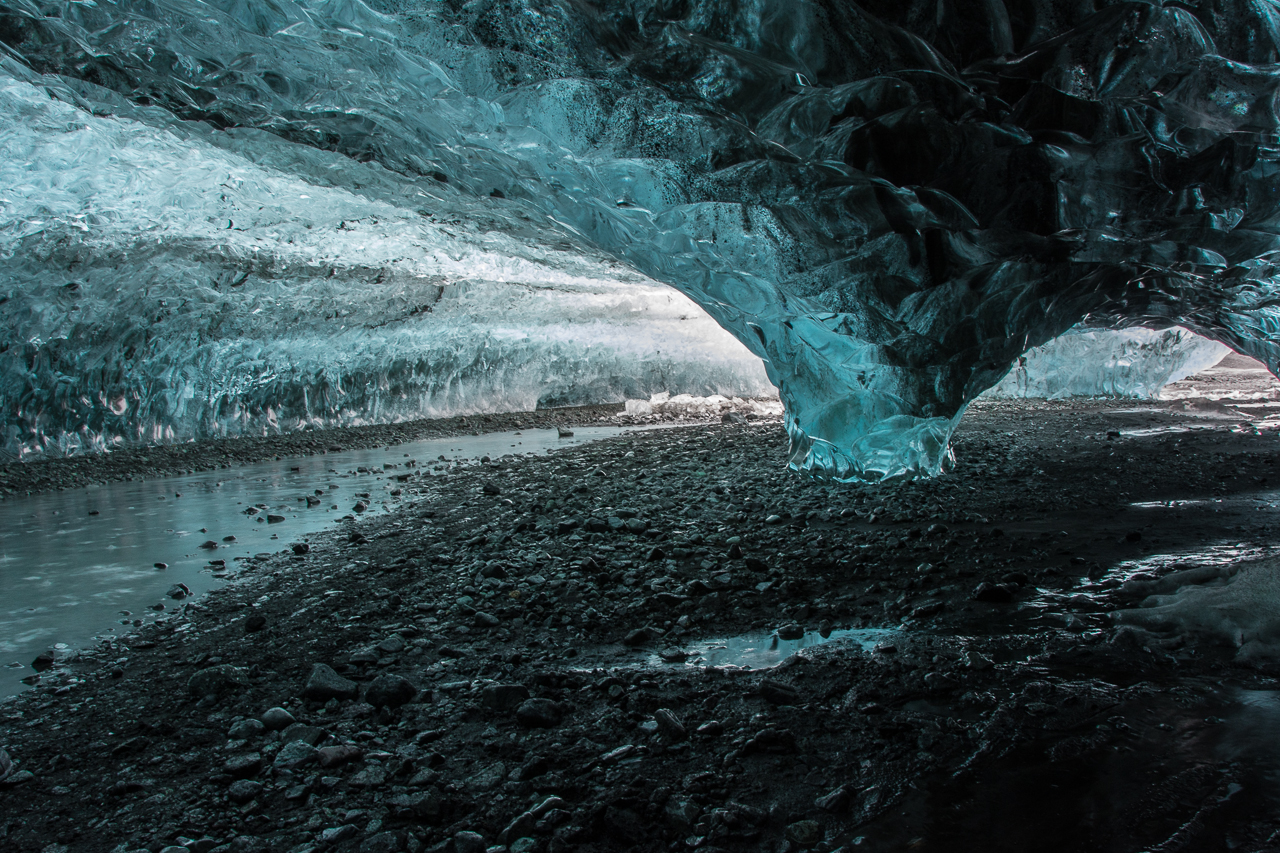 Eishöhle Northern Lights Ice Cave unter dem Vatnajökull Gletscher