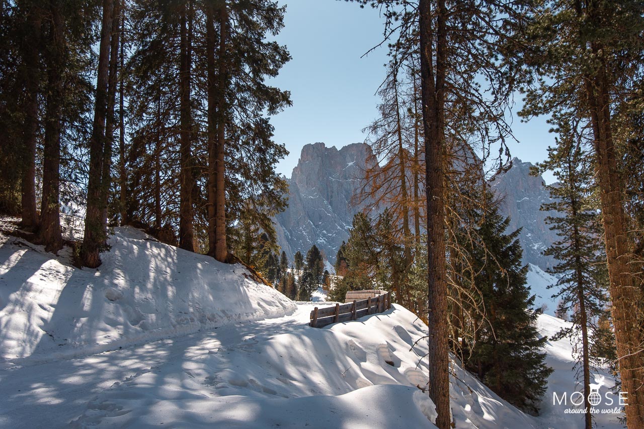 Kaserillalm Winterwanderung Rodeln Villnößtal Südtirol