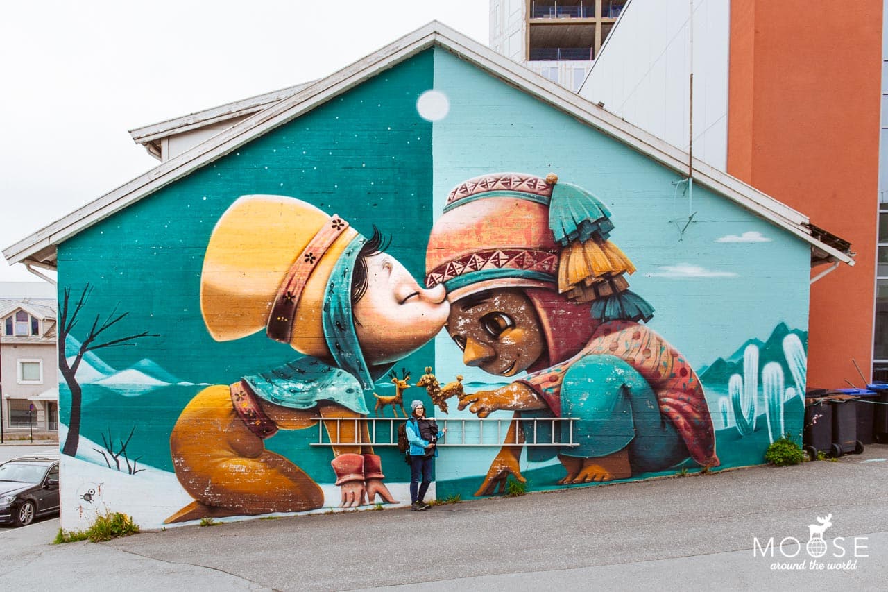 Bodo_Streetart A kiss between cultures" by Animalito