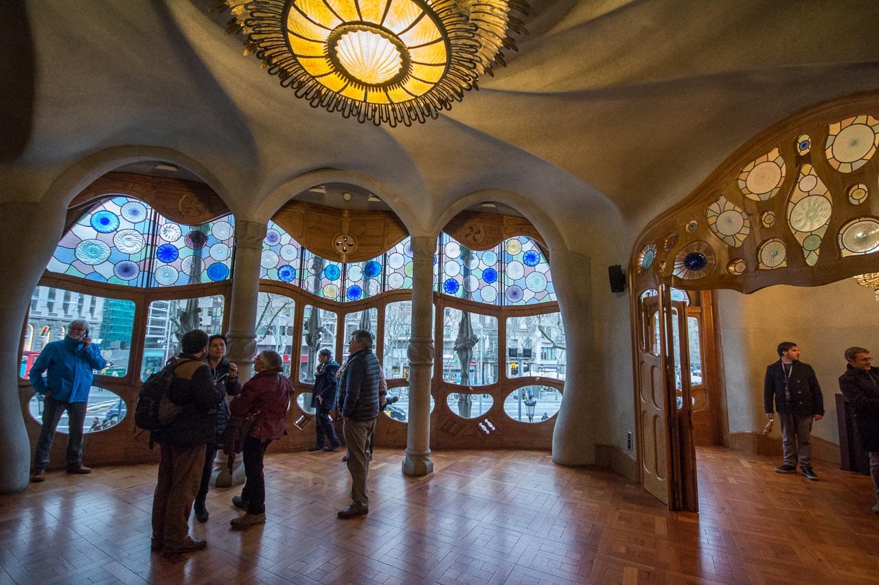 Die Suche nach einem rechten Winkel – in den Häusern von Gaudí werdet ihr lange suchen müssen. 